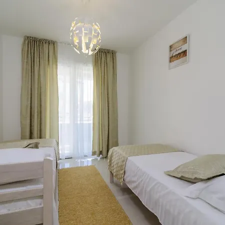 Apartment S-7