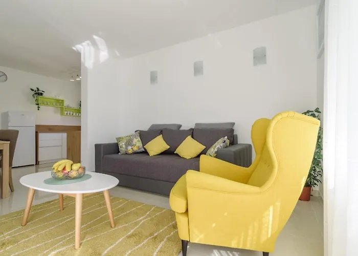 S-7 Apartment
